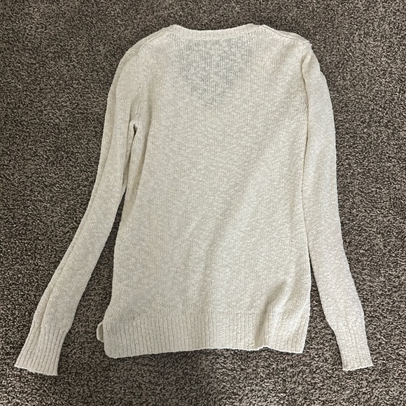 Women’s J. Crew Cream Sweater - Picture 3 of 3